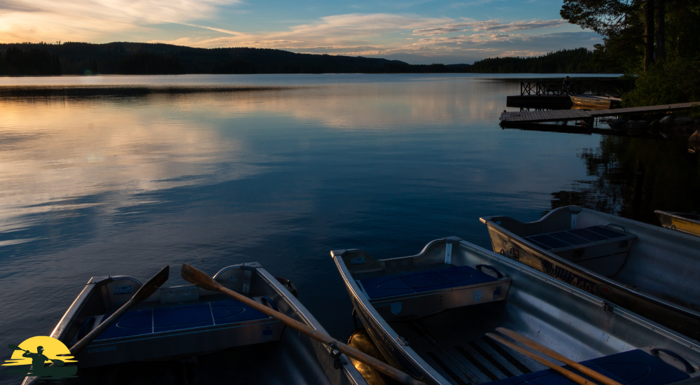 canoe on the lake