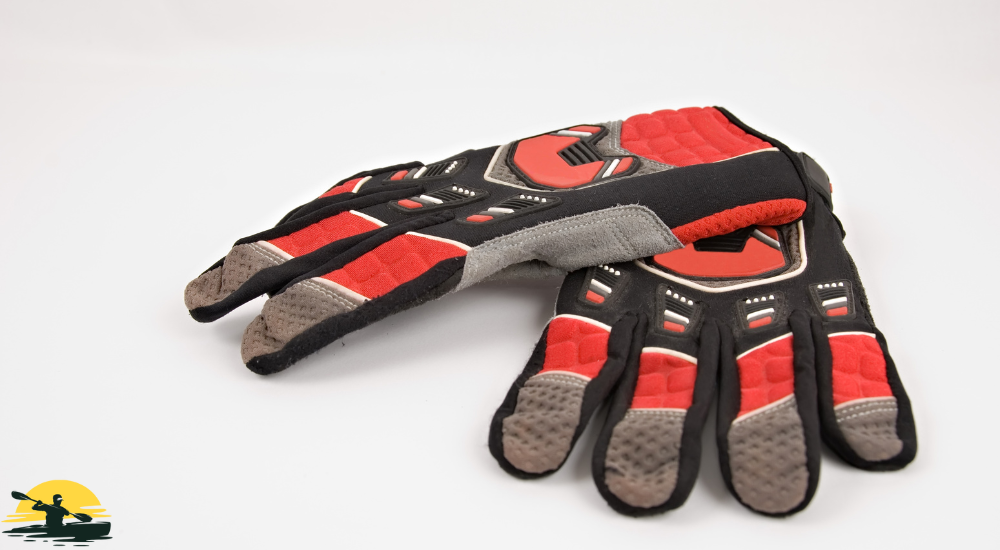 Hand gloves